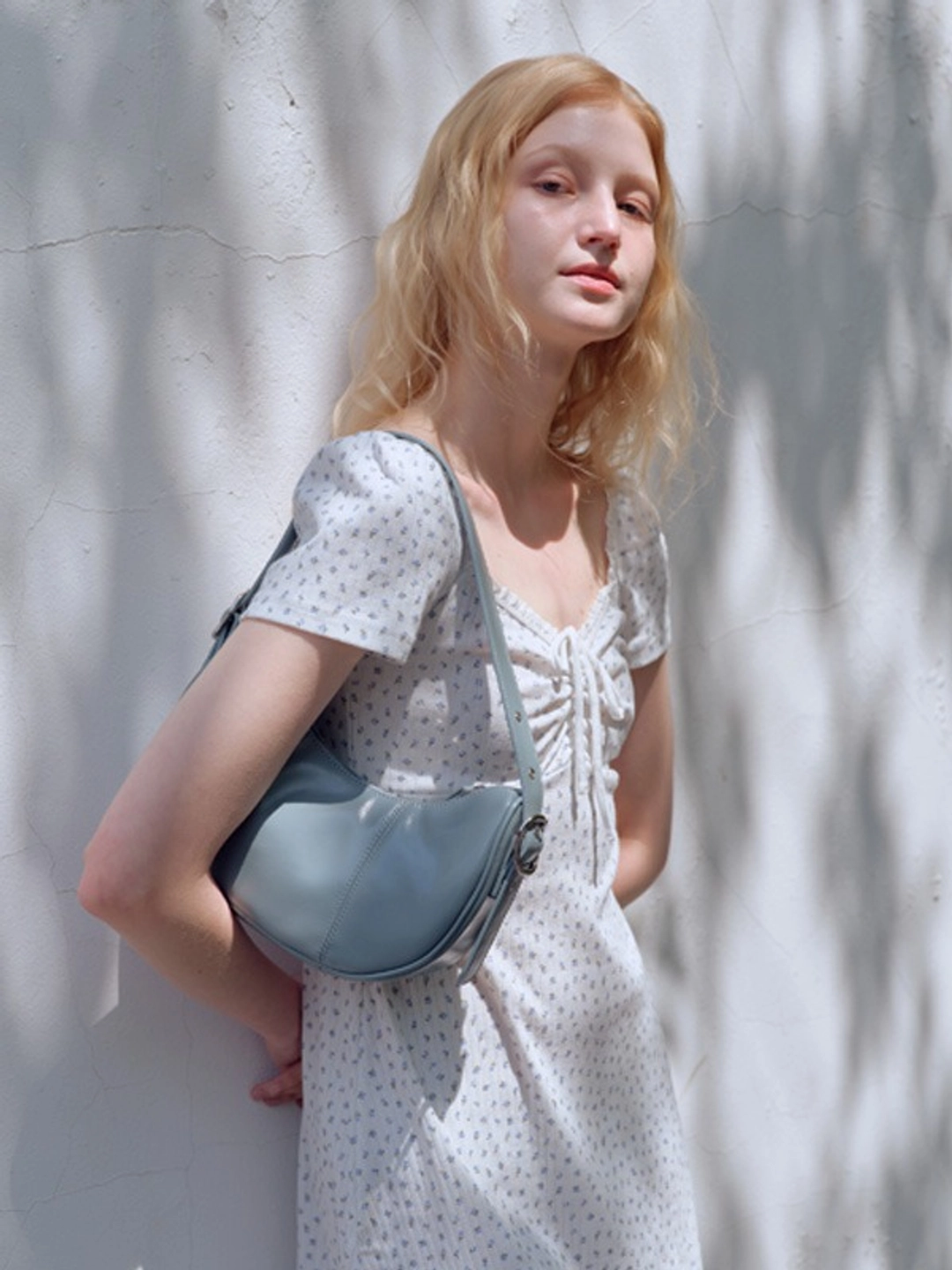오브히 멜리 호보백 Meli Hobo Bag_Dusty Blue 상품 이미지 2