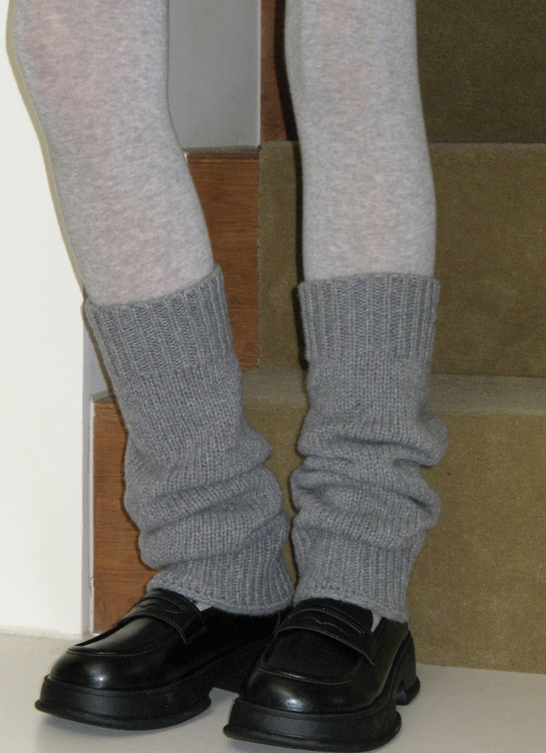 썸웨어버터 Wool Pendant Leg Warmer  - Grey 상품 이미지 2
