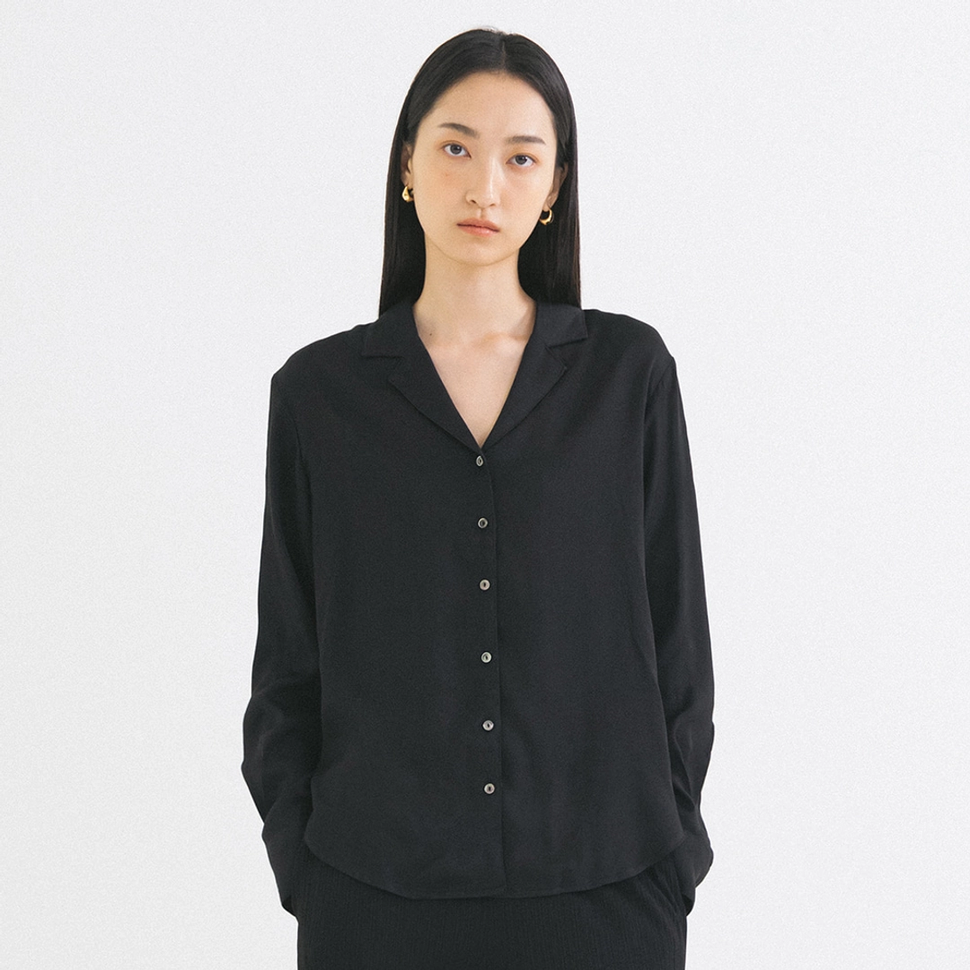 시야쥬 SITP5194 오픈 카라 실키 셔츠_Black 상품 이미지 2