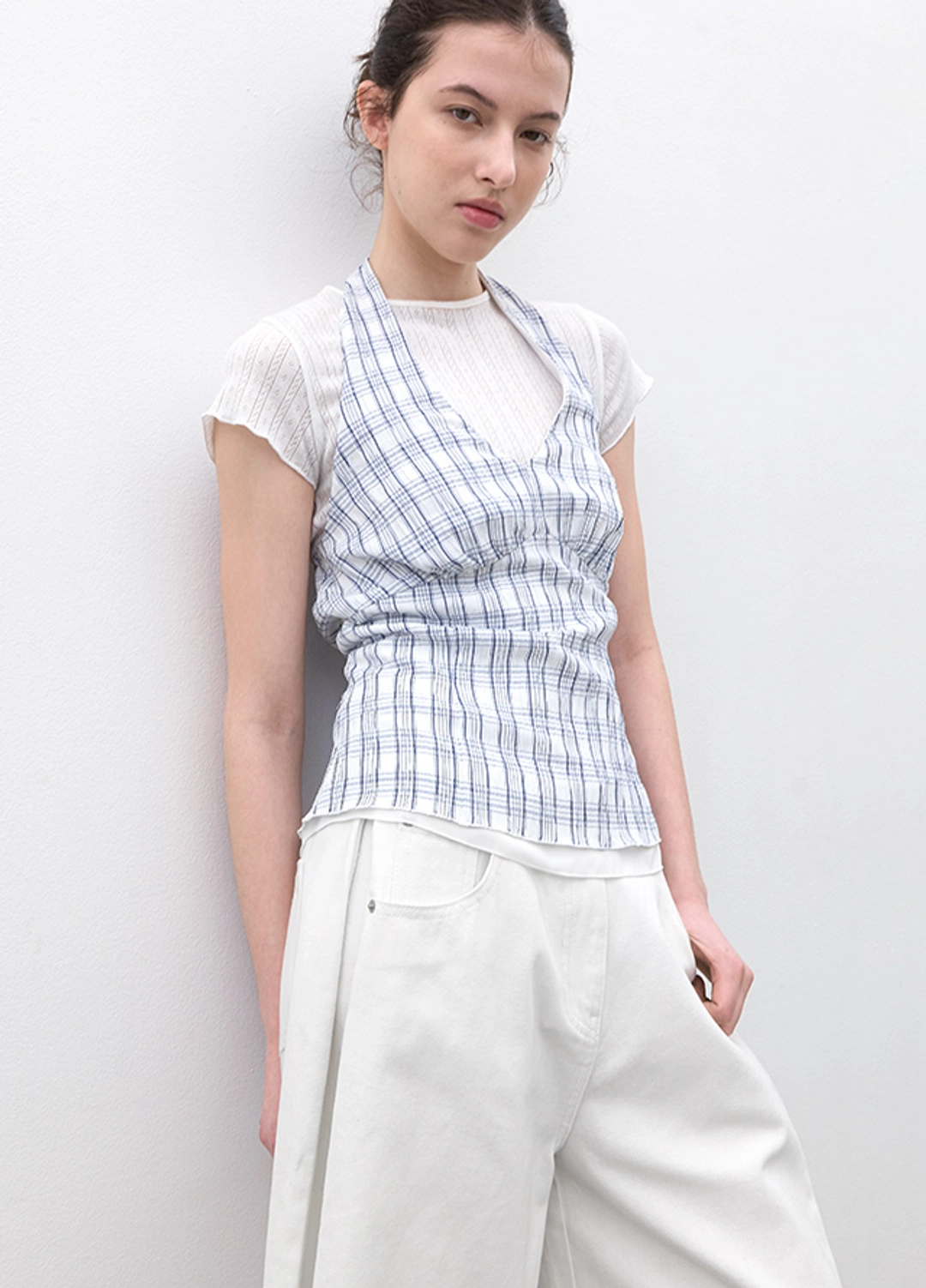아뜰리에 나인 (BL-4411)CREASE CHECK HALTER TOP 상품 이미지 1