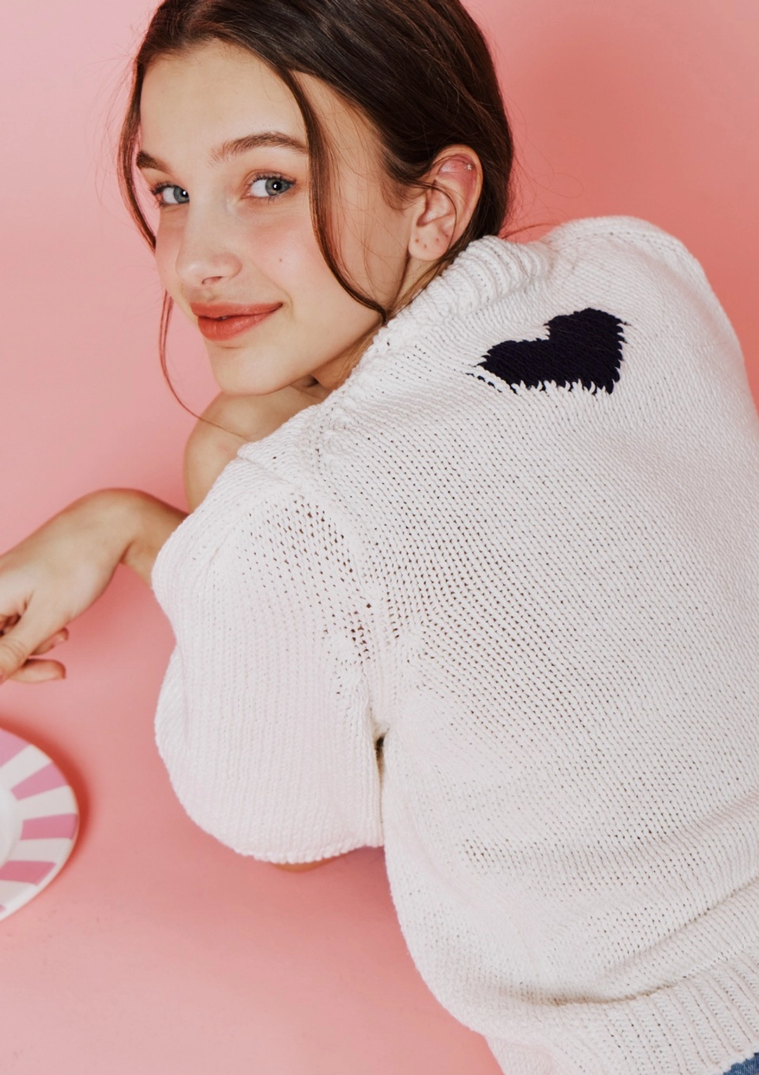 오픈도어 Heart Volume Knit Ivory 상품 이미지 3