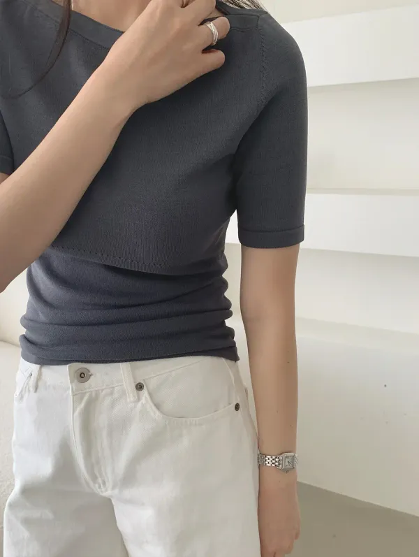 Lip-line Knit Top (Gray)