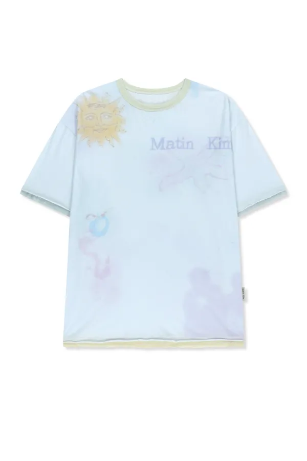SKETCH GRAFFITI OVER FIT TOP IN LIGHT BLUE