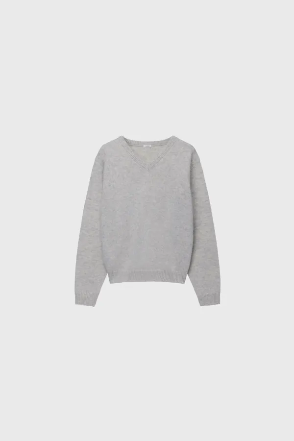 Classic V-Neck Knit (True Blue / Red / Light Gray / Melange Gray)