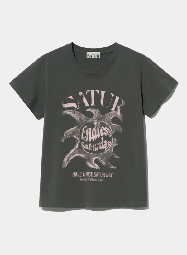(W) Sun Retro Graphic T-Shirt - Charcoal Pink