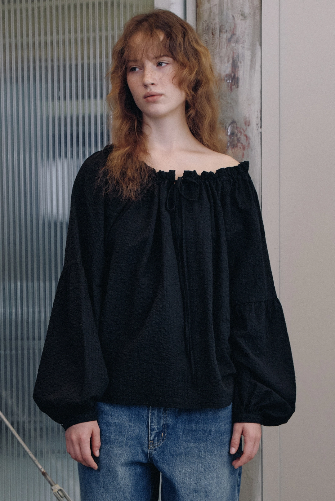 브렌다 브렌든 string balloon blouse - black 상품 이미지 1