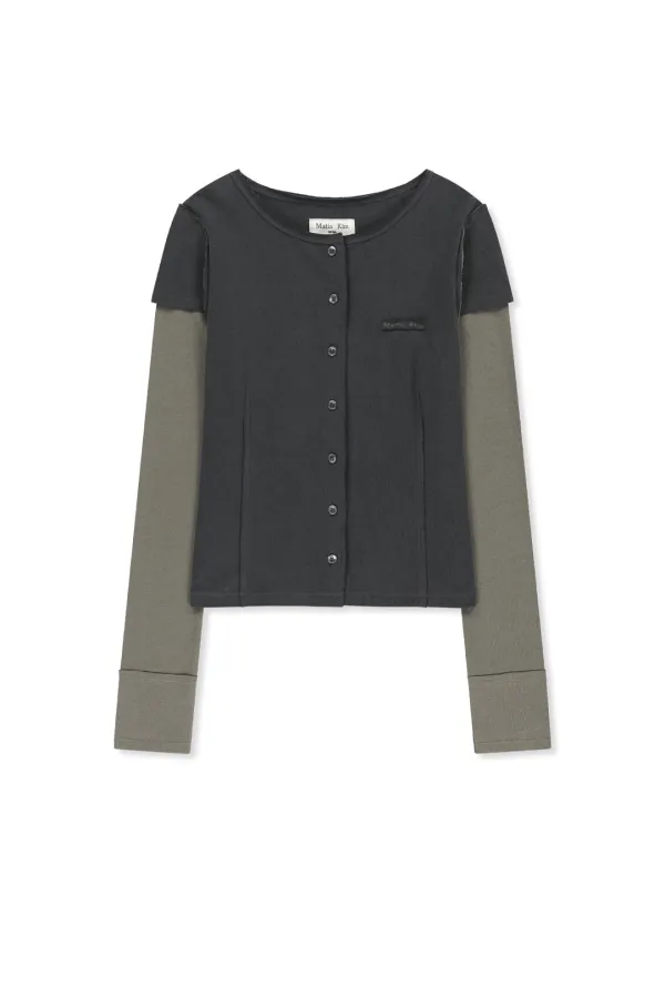 FADED COLOR BLOCK LAYERED BUTTON TOP IN CHARCOAL