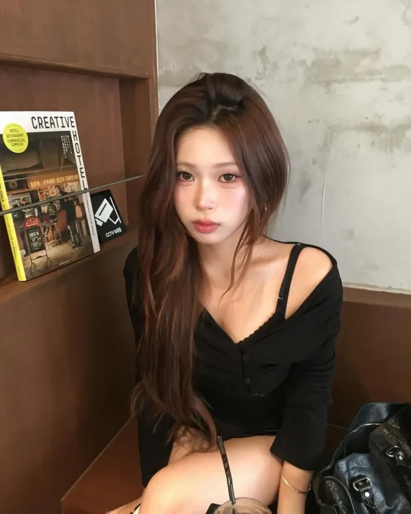 @hyyxxeeeRin cardigan set (Black)