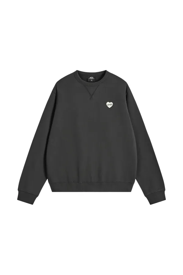 HEART RUBBER PATCH SWEATSHIRT-BLACK