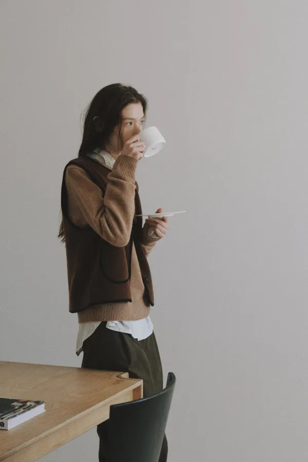 Ben V-Neck Knit
