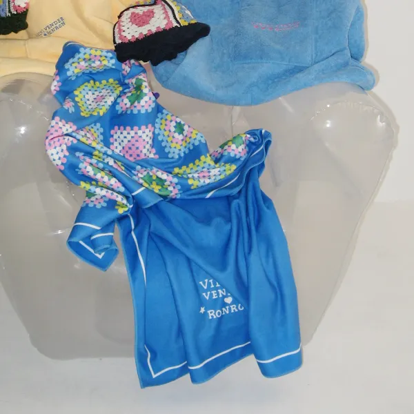 CROCHET REVERSIBLE BEACH TOWEL BLUE