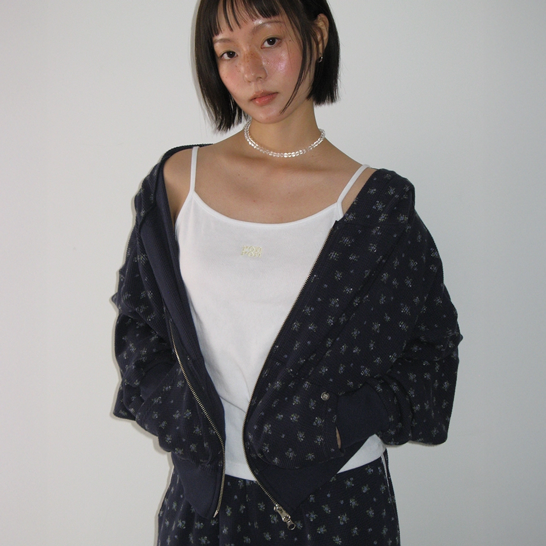 론론 WALFFLE FLORAL HOODED ZIP UP NAVY 상품 이미지 1