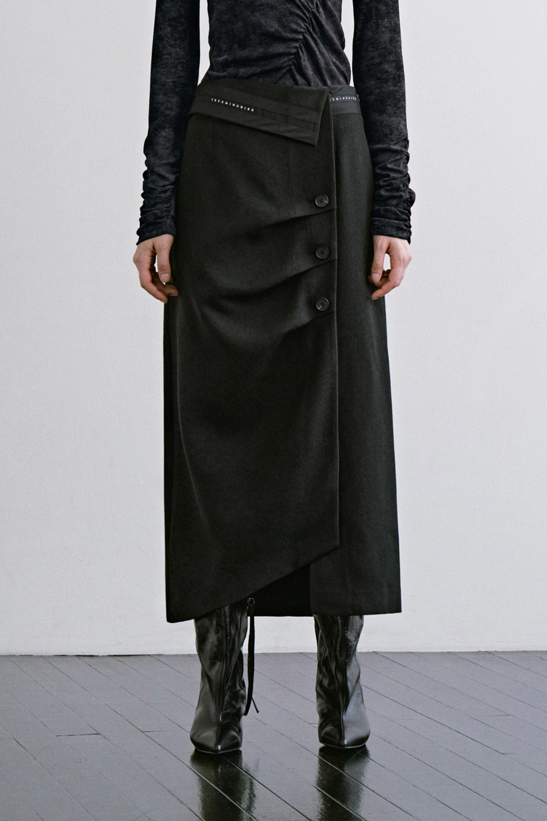 트리밍버드 3 Button H Line Long Skirt [ Black ] 상품 이미지 1