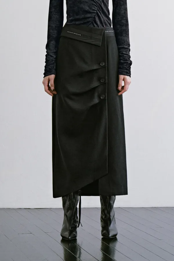 3 Button H Line Long Skirt [ Black ]