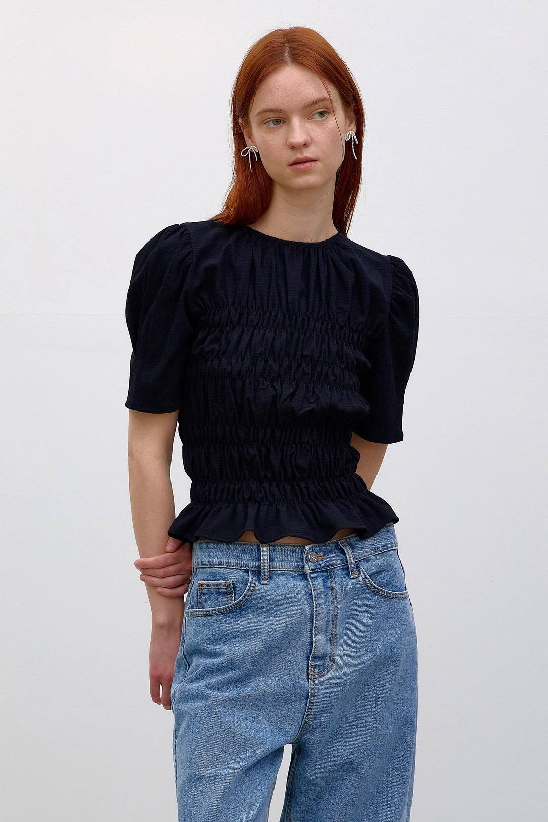 오브오브 [6차] Zoe Puffed Smock Blouse_Black 상품 이미지 2