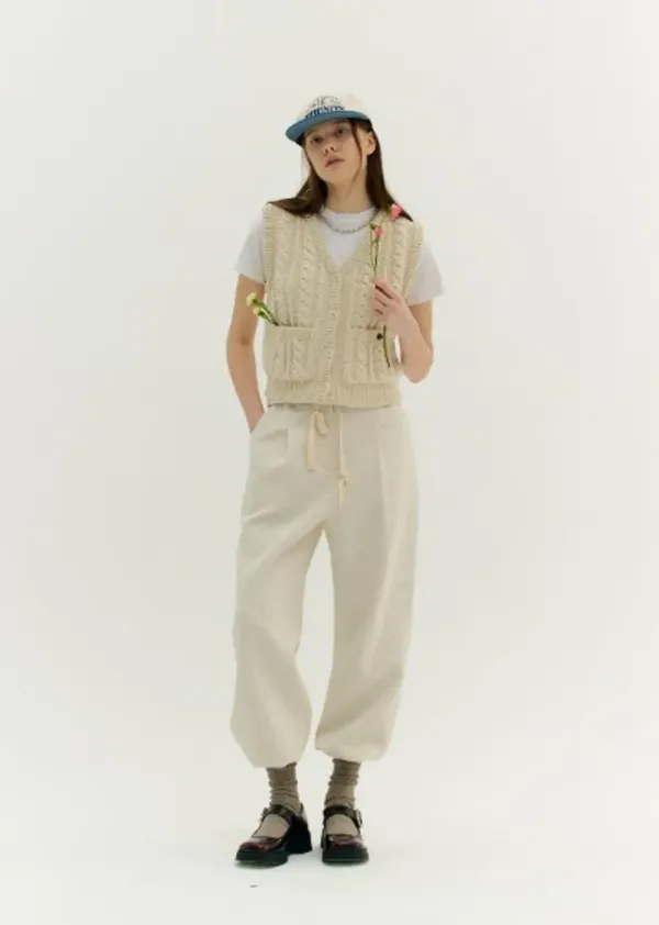 CASUAL STRING JOGGER PANTS (ecru) [정소민, 김세정 착용]