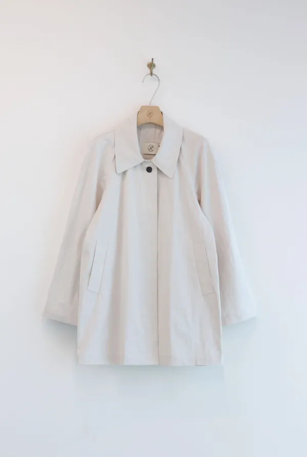 BERGAMOTE TRENCH COAT (FOG)