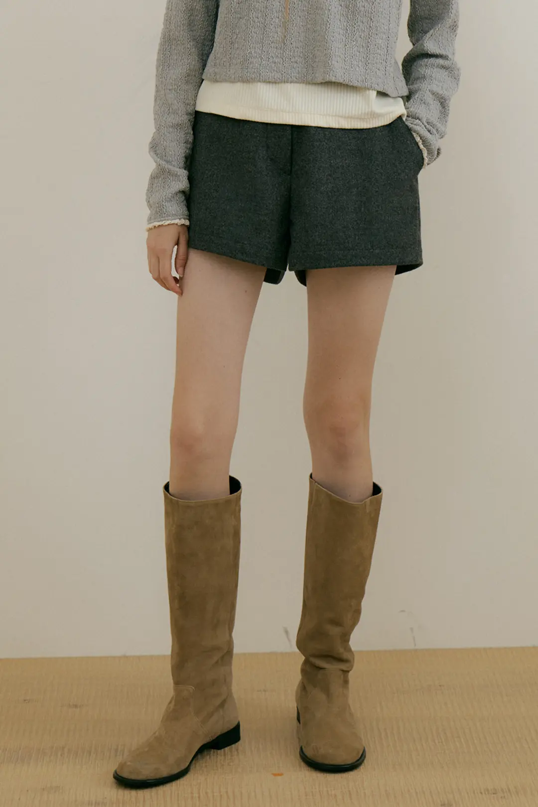 모어댄라이크 WOOL BANDING SHORT PANTS - GRAY 상품 이미지 2