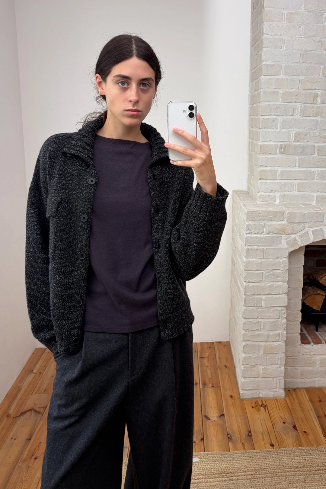 엔오르 MERINO WOOL HIGH NECK CARDIGAN - DARK GREY 상품 이미지 2