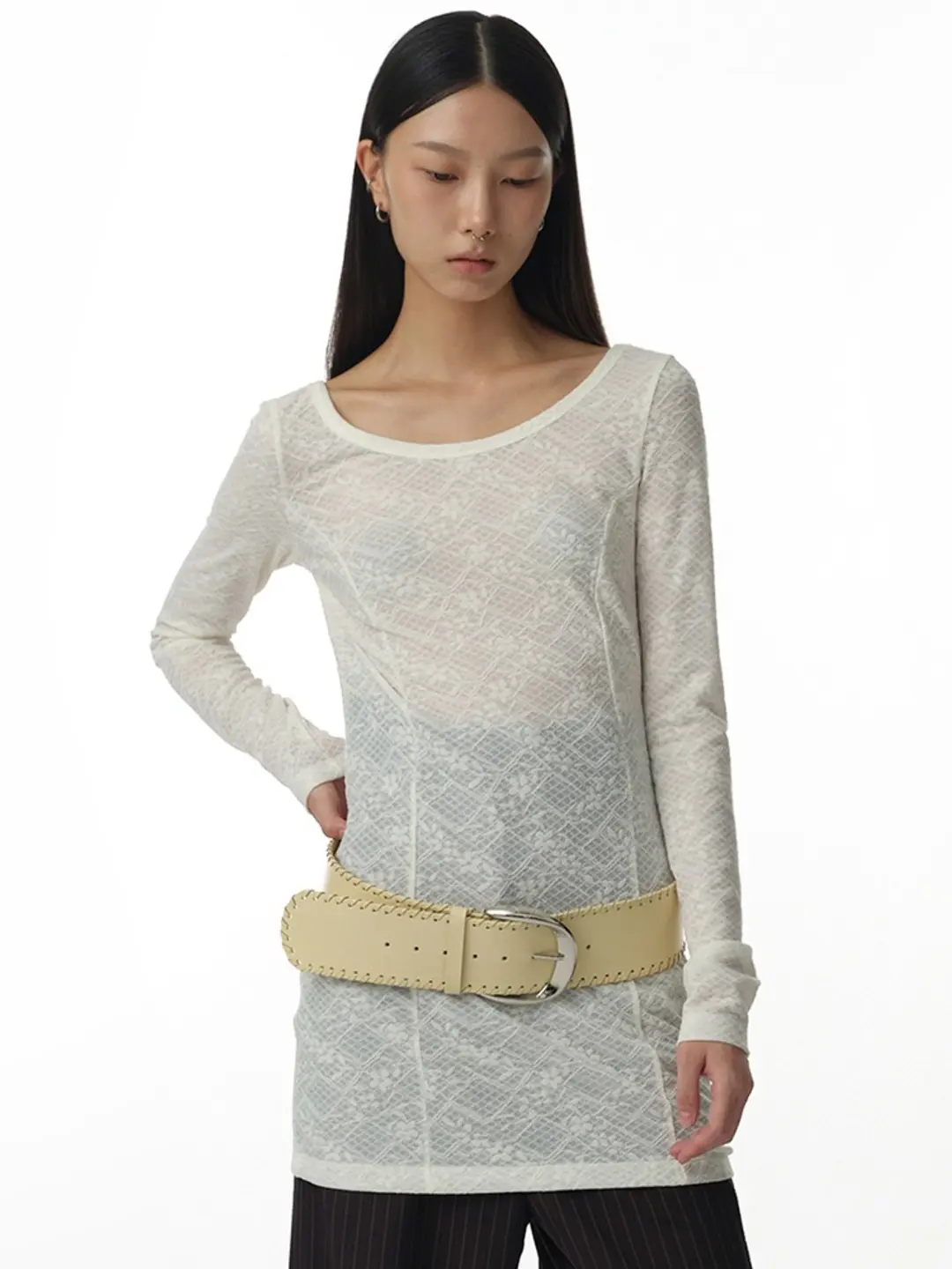 밀로 우먼 Floral Scoop Neck T-Shirt [Ivory] 상품 이미지 1