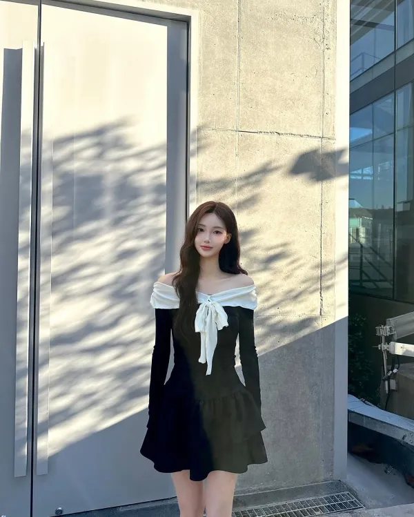 @lleheylinBlair top (Black)Lili skirt (Black)