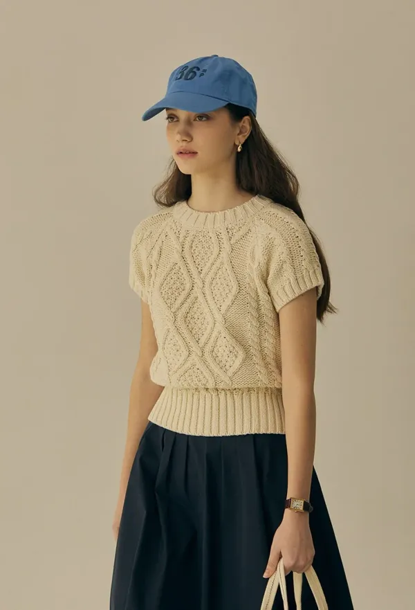 VONA CABLE KNIT