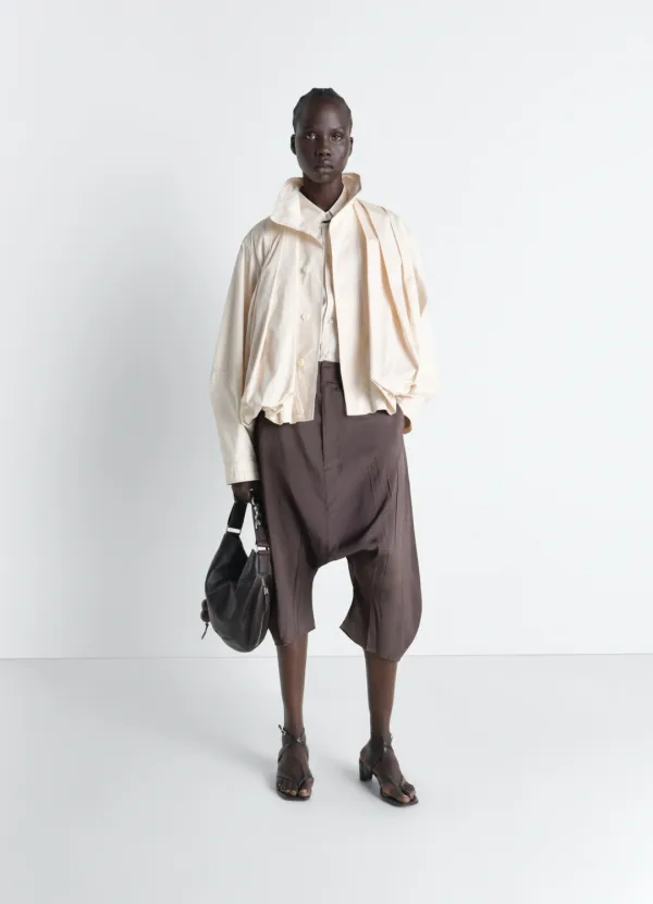 CREASED DROPPED CROTCH BERMUDAS IN POLY VISCOSE TWILL