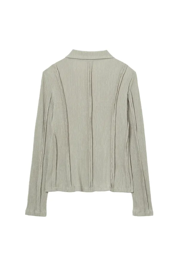 CUT OUT PLEATS SHIRT IN KHAKI