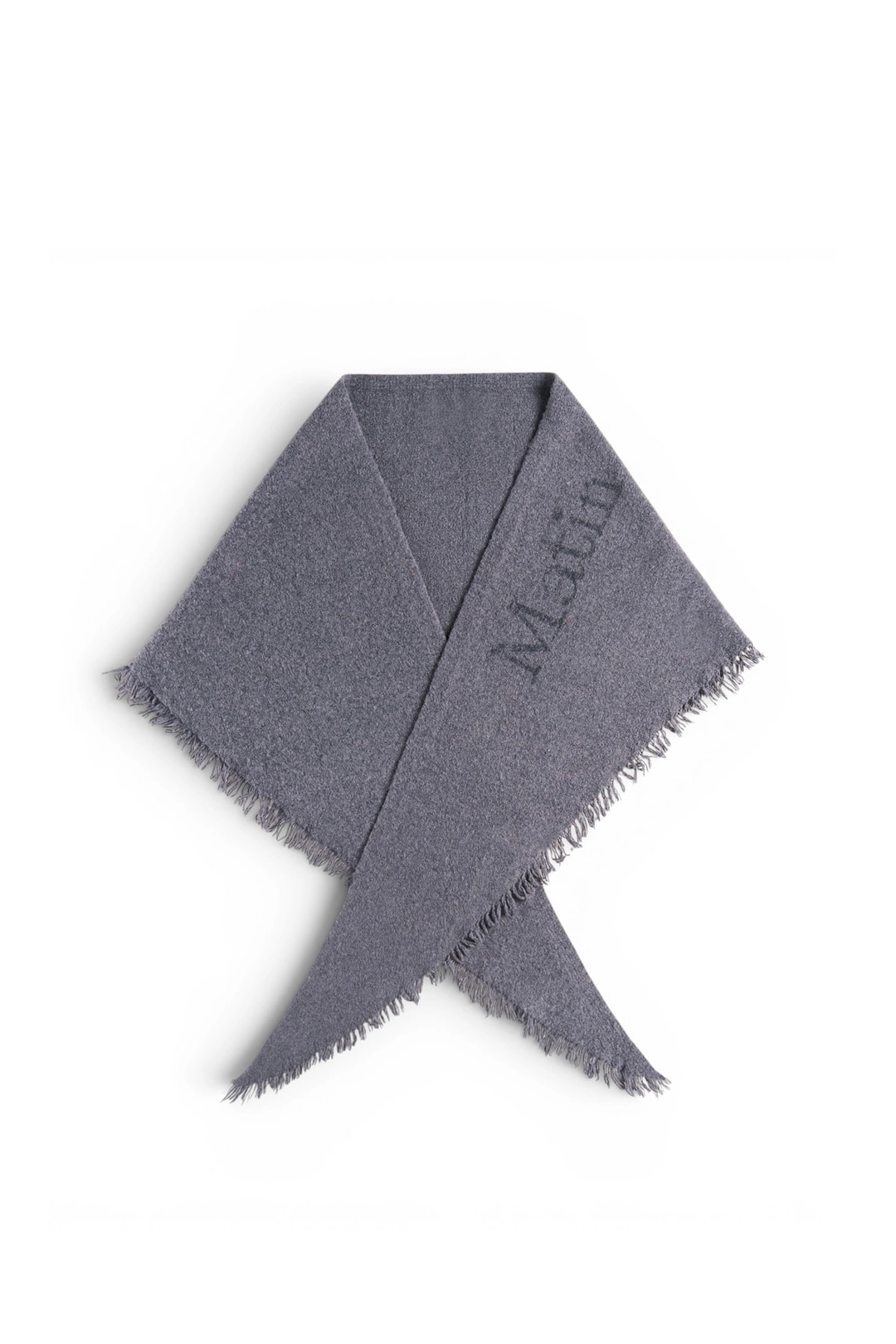 마뗑킴 FUZZY TRIANGLE FRINGE MUFFLER IN GREY 상품 이미지 1