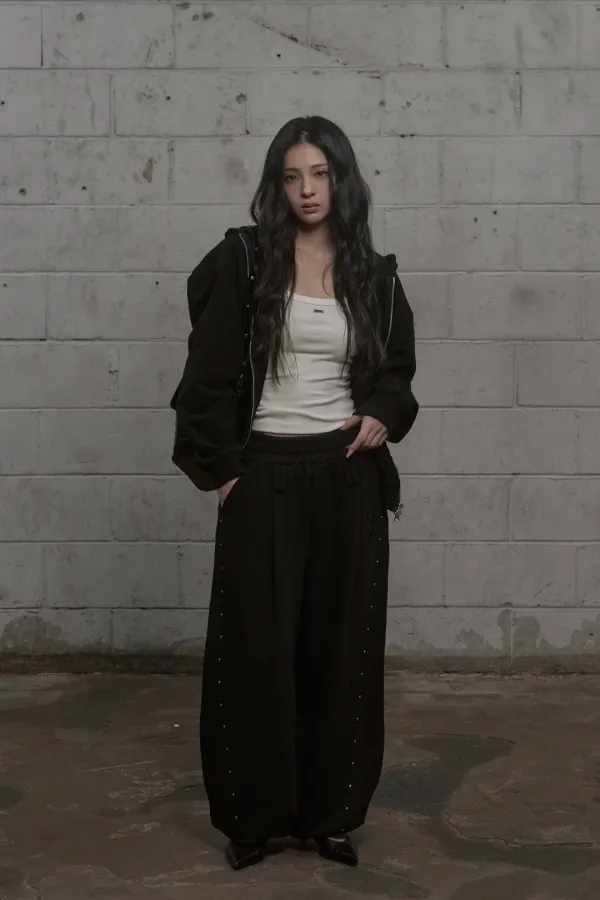 Steel Stud Sweat Pants (black)