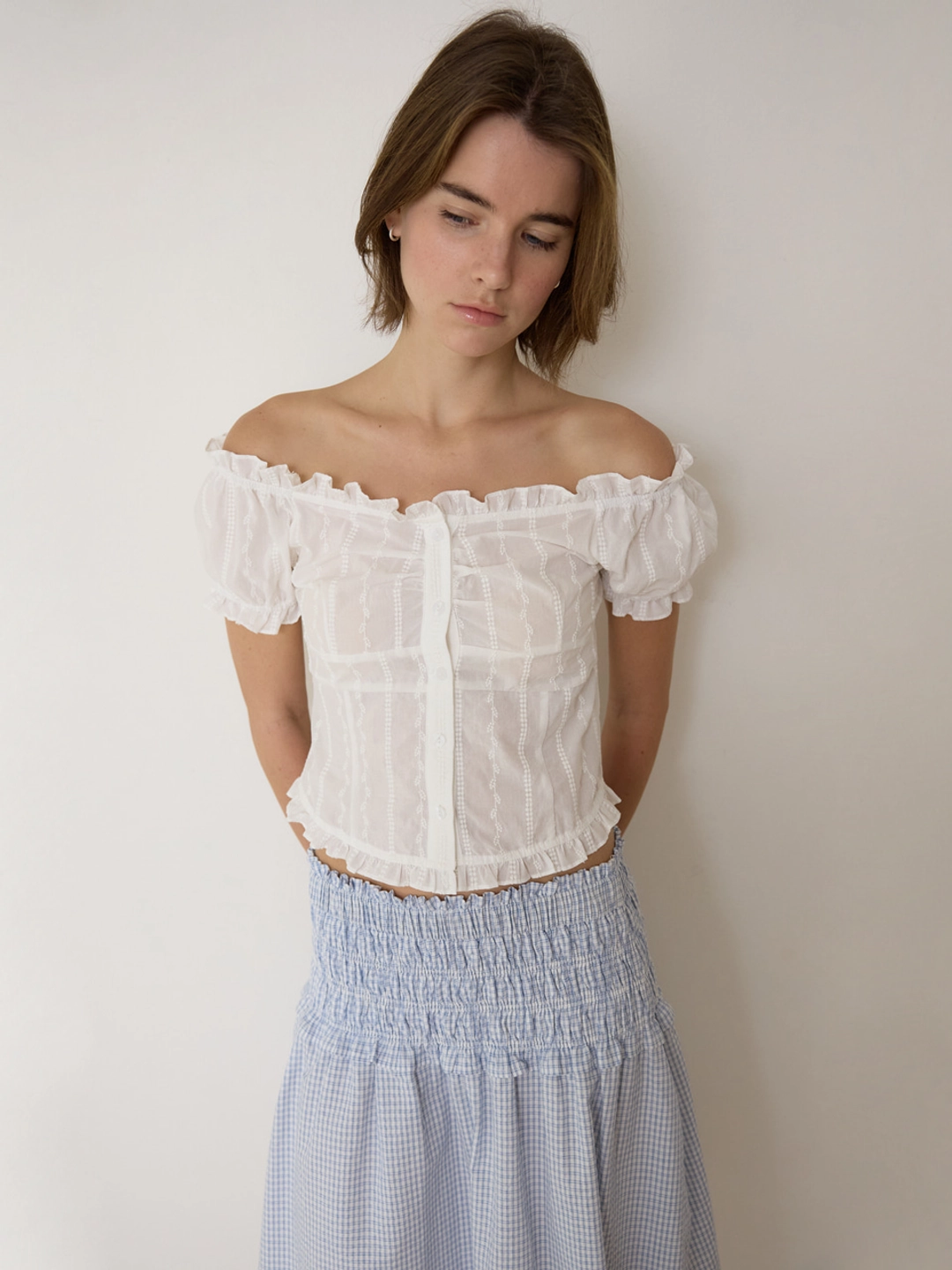 어몽 A 2-WAY RUFFLE BLOUSE_WHITE 상품 이미지 2