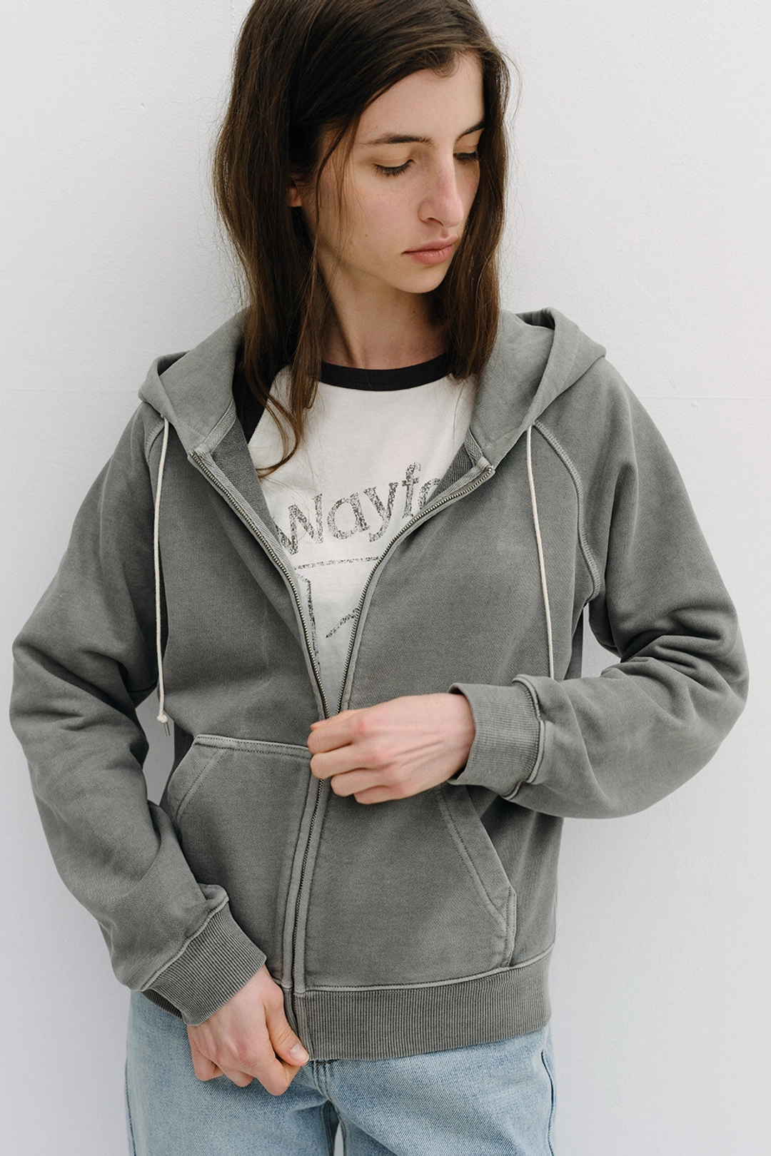 블랭크공삼 garment pigment-dyed hooded zip-up (vintage grey) 상품 이미지 1