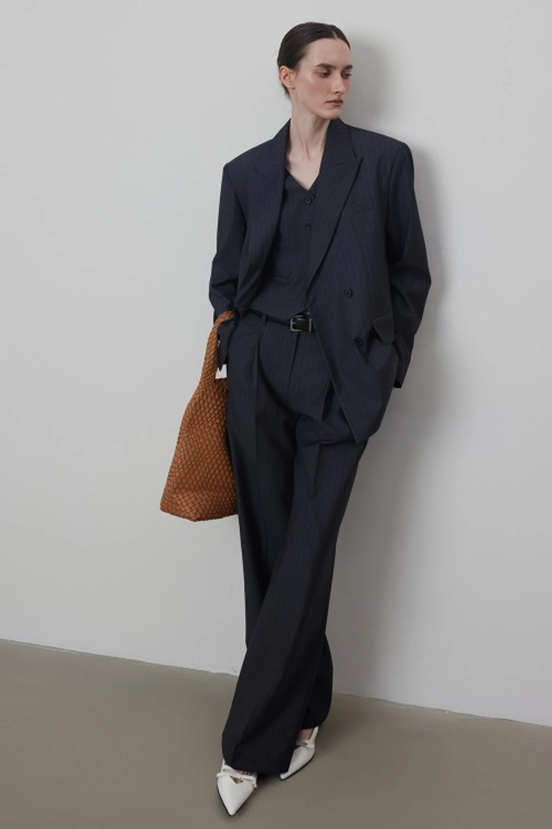 퀸스래빗 Stripe Four Set Up Suit-One Tuck Trouser Slacks_Pants 상품 이미지 1