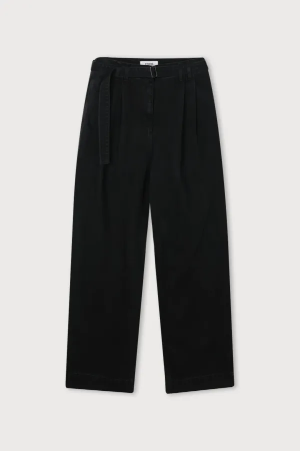 PINTUCK BELTED DENIM