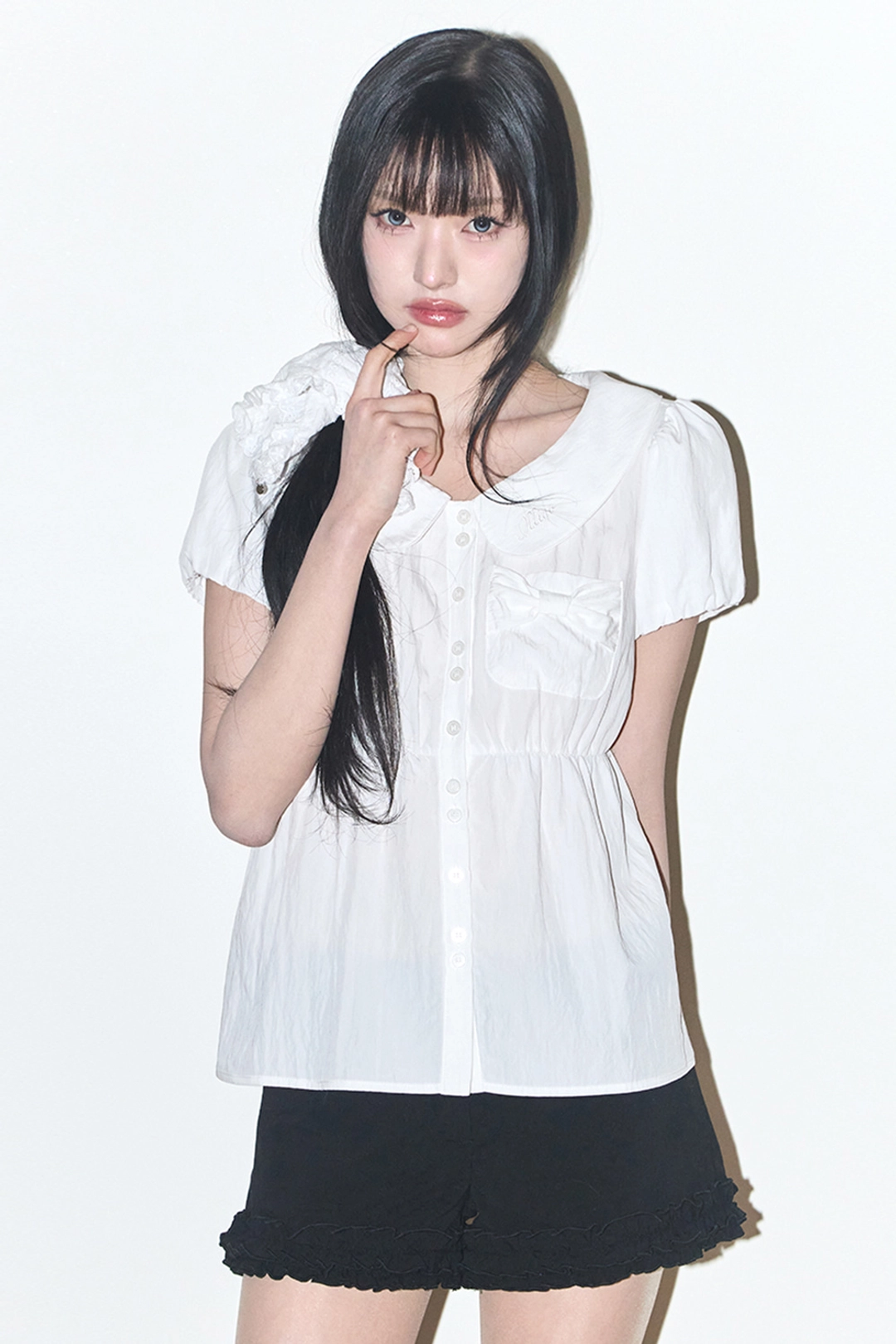 일리고 프릴 로우 버튼 쇼츠 블랙 상품 이미지 2