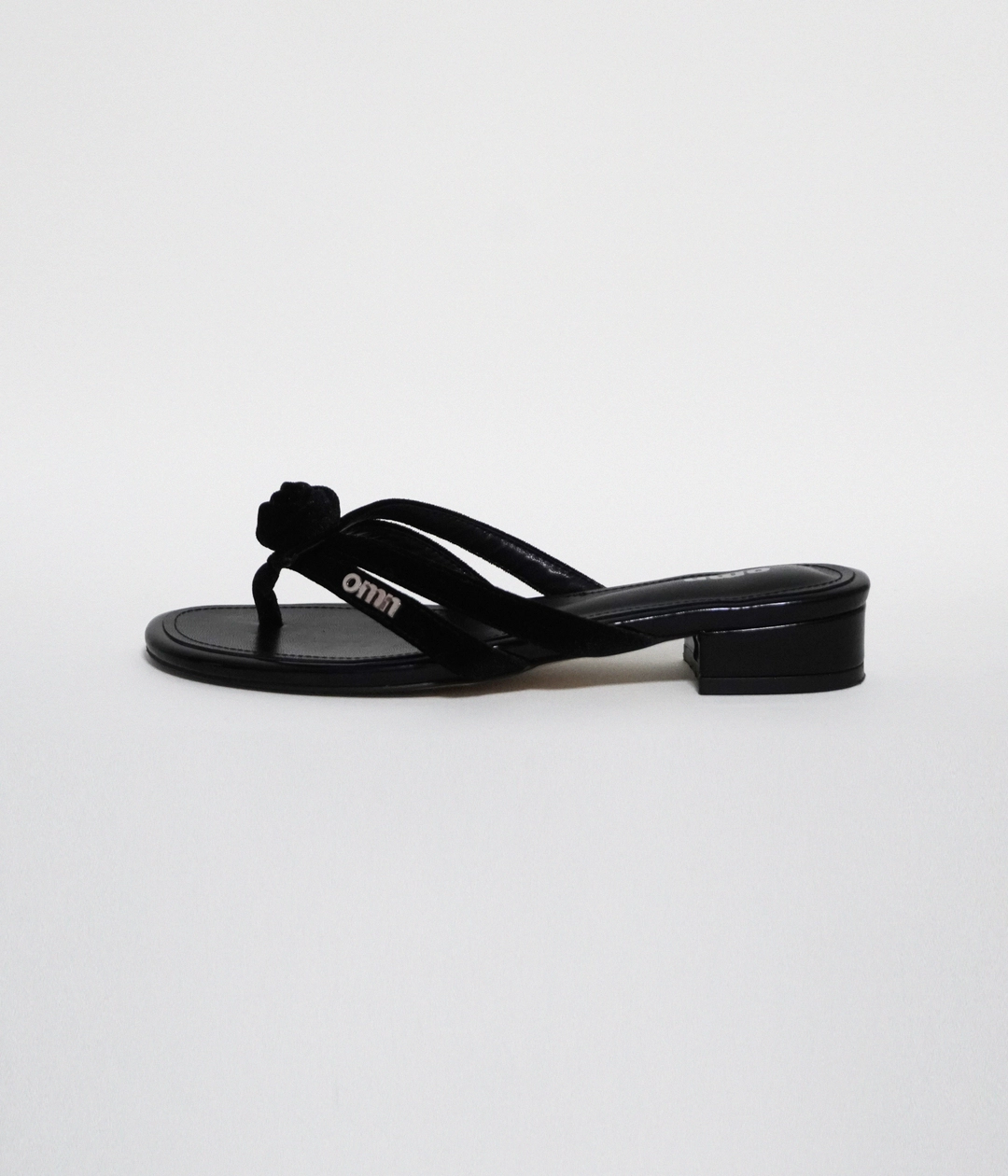 옴니포턴트 omn rose velvet sandal _Black 상품 이미지 1