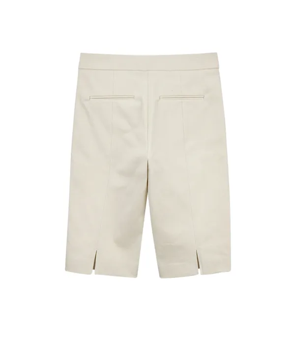 BACK SLIT BURMUDA PANTS
