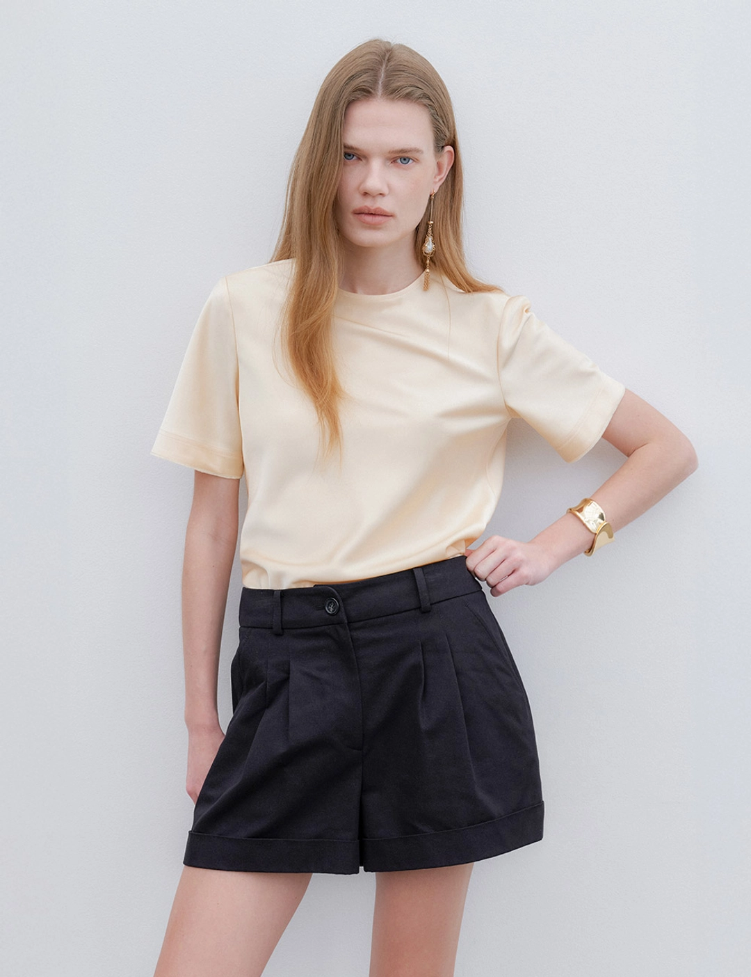 노미나떼 Vero Cotton Mid-Rise Shorts (Black) 상품 이미지 2