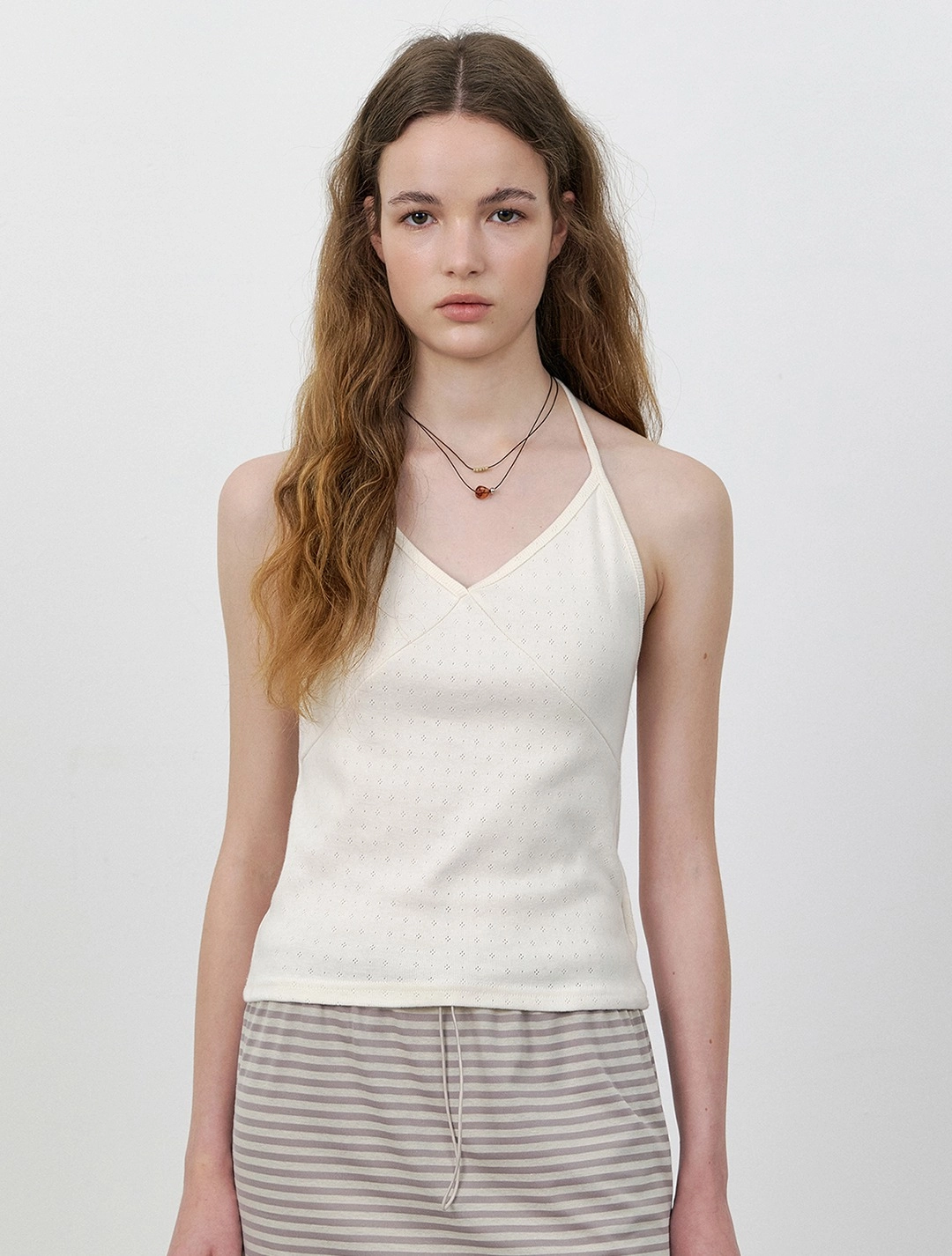 로에일 Backless v-neck punching halter sleeveless_Ivory 상품 이미지 1