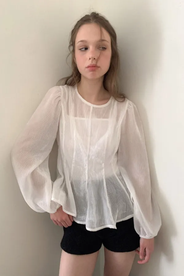 (시즌오프) FW (벨벳버전) Wonder Blouse / White