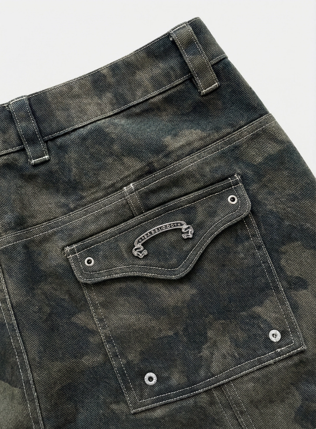 배드블러드 [w-pts26-069] Arc Curved Fit Cargo Pants - Camo 상품 이미지 3