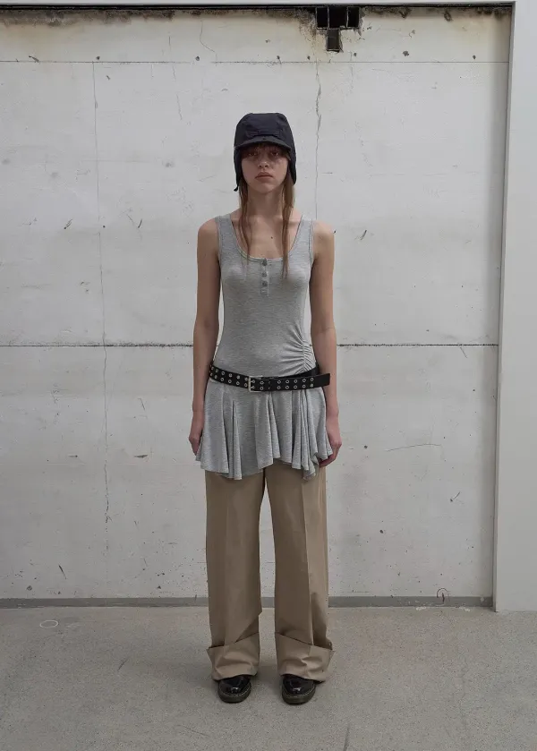 [2nd REORDER] FRILL SLEEVELESS TOP (GREY)