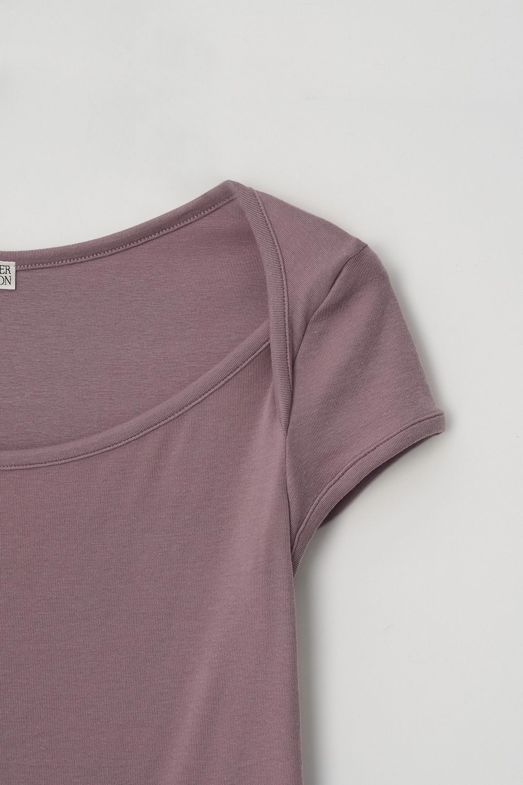 아뜰리에에디션 Square Neck T-Shirt (pink) 상품 이미지 3