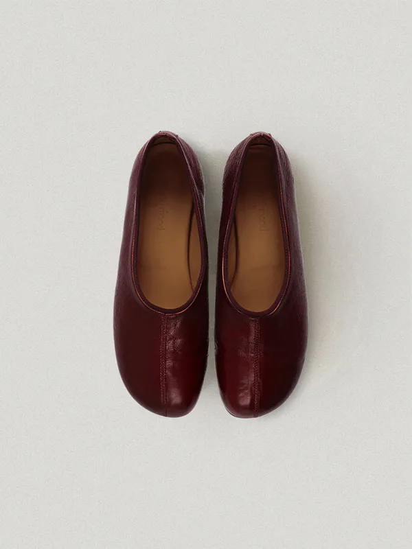Fontana Flat Burgundy (Vibram Sole)