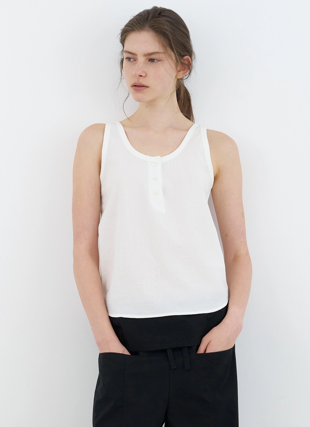 르닐 Elke Seersucker Sleeveless (Ivory) 상품 이미지 1