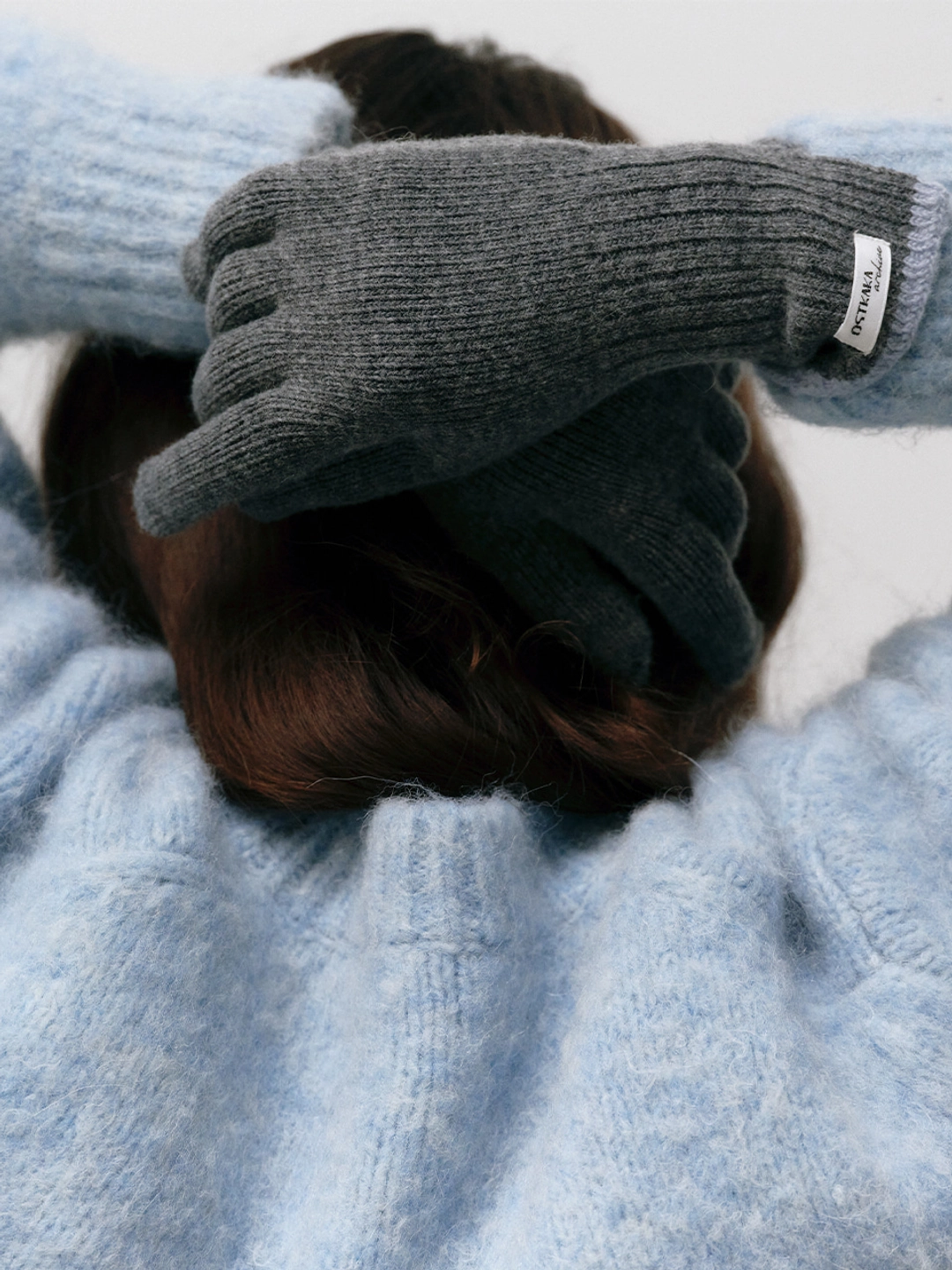 오스트카카 Coloration Knit Gloves Charcoal 상품 이미지 2