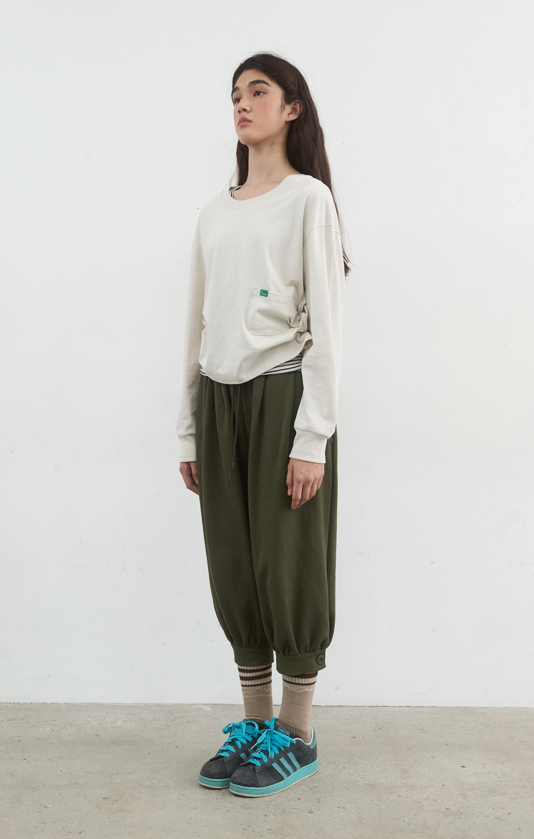 노컨텐츠 402. Plain Pocket T_Cream 상품 이미지 2