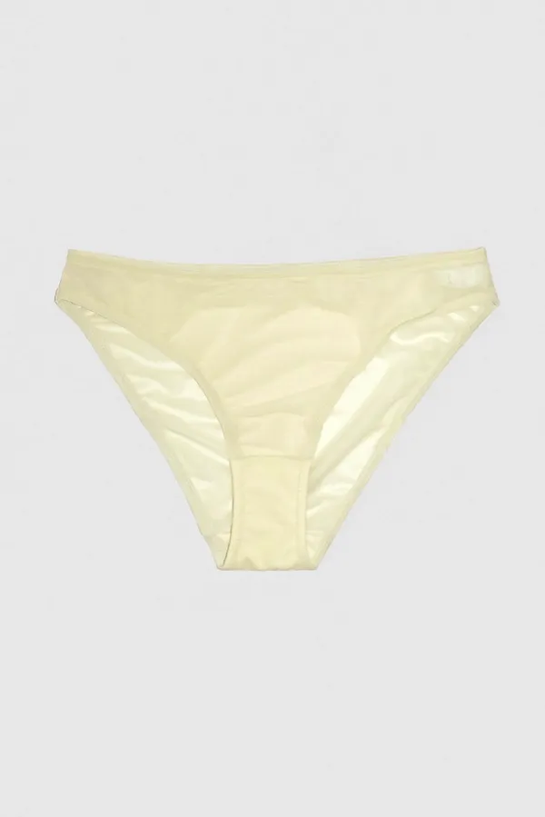 Aira Brief_Yellow