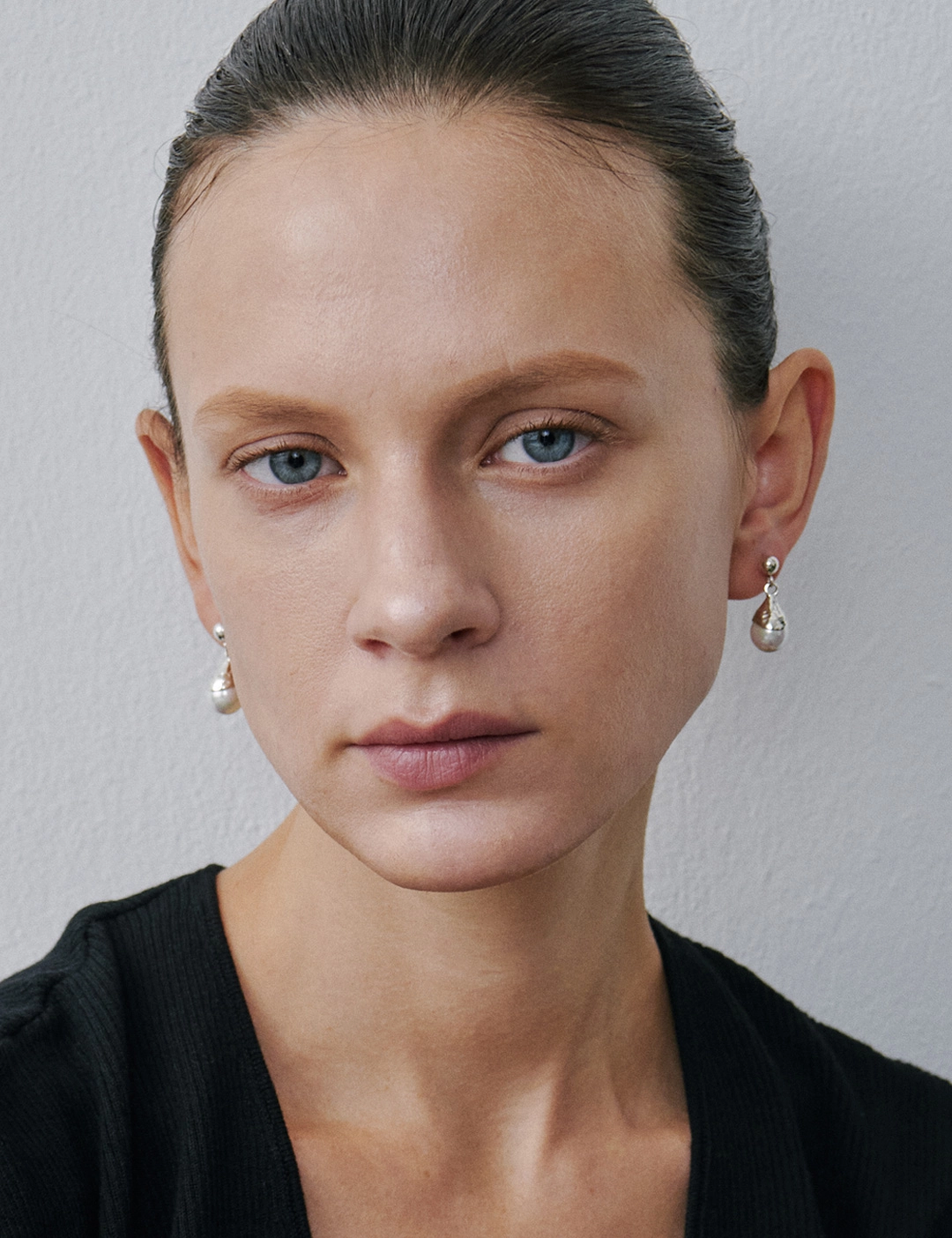에뜨리브 Pearl Bell Drop Earrings 상품 이미지 2