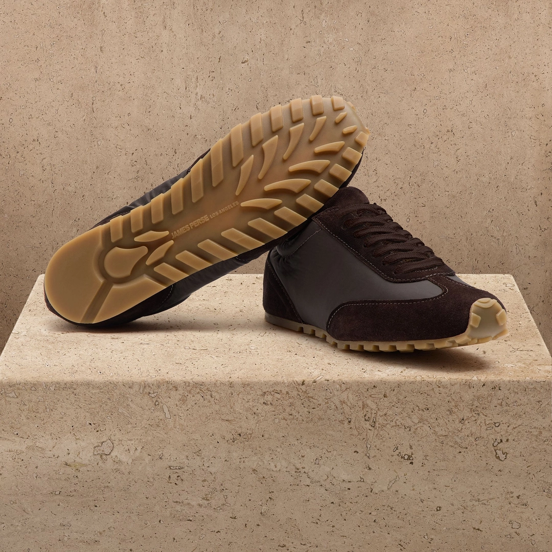 제임스펄스 Women's Suede Mixed Media Sneaker - Chocolate 상품 이미지 3